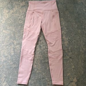 Athleta Inclination Moto tight